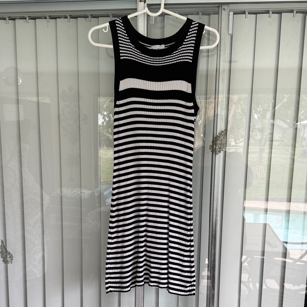 Tommy Bahama Black and White striped knit Sleeveless Dress